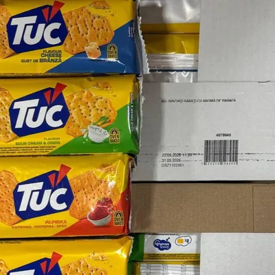 Seasonal Promo Price Of TUC 100g - Image 3