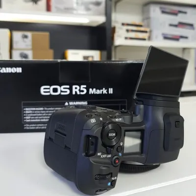 Canon camera R5 mark ii - Image 2