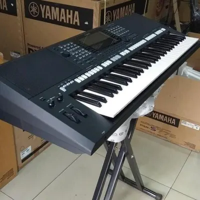 Yamaha psr s775 keyboard by Unique Store