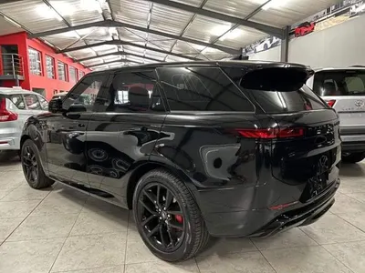Range Rover Sport D350 Dynamic HSE 2026 - Image 8