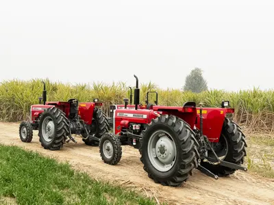 MASSIVE Tractors - Image 3