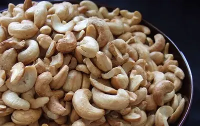 Premium Cashew Kernels for Export - Image 3