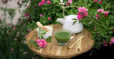 Japanese Matcha Tea by Hk