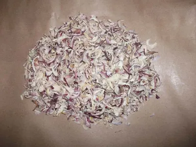 Dehydrated Red Onion Flakes by Joshi Foods and Spices
