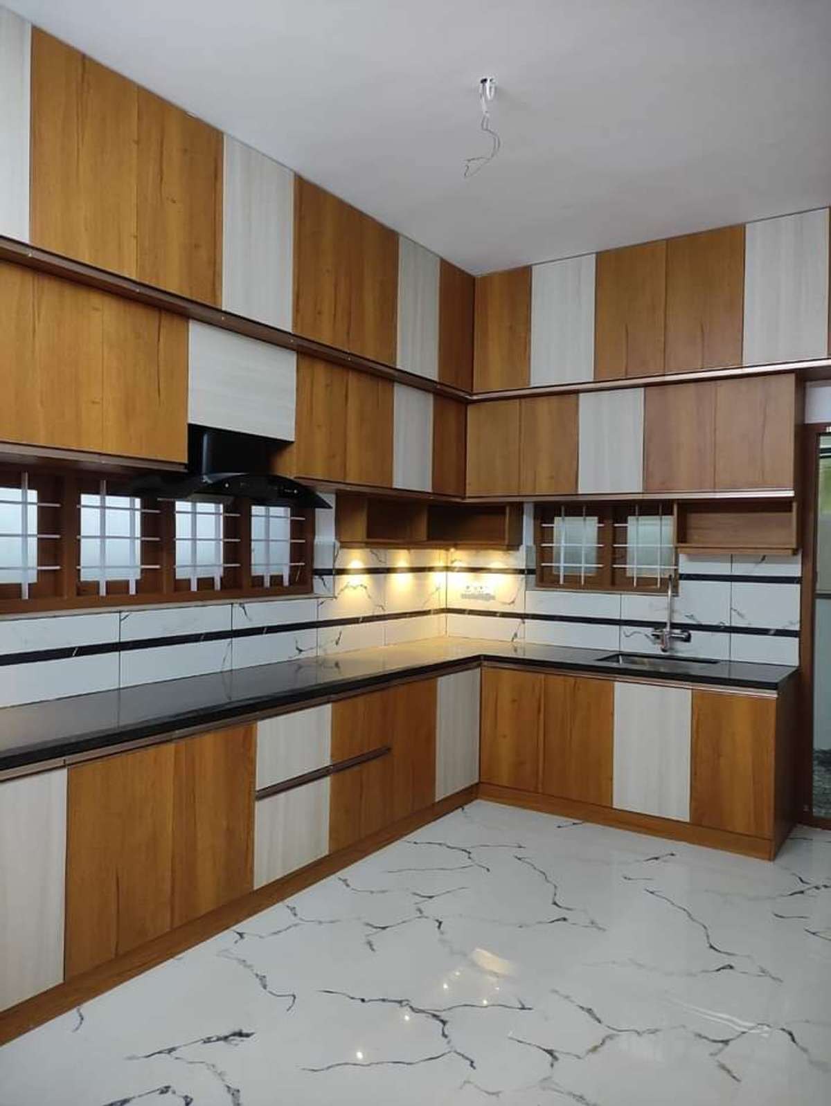 Aluminum mirror