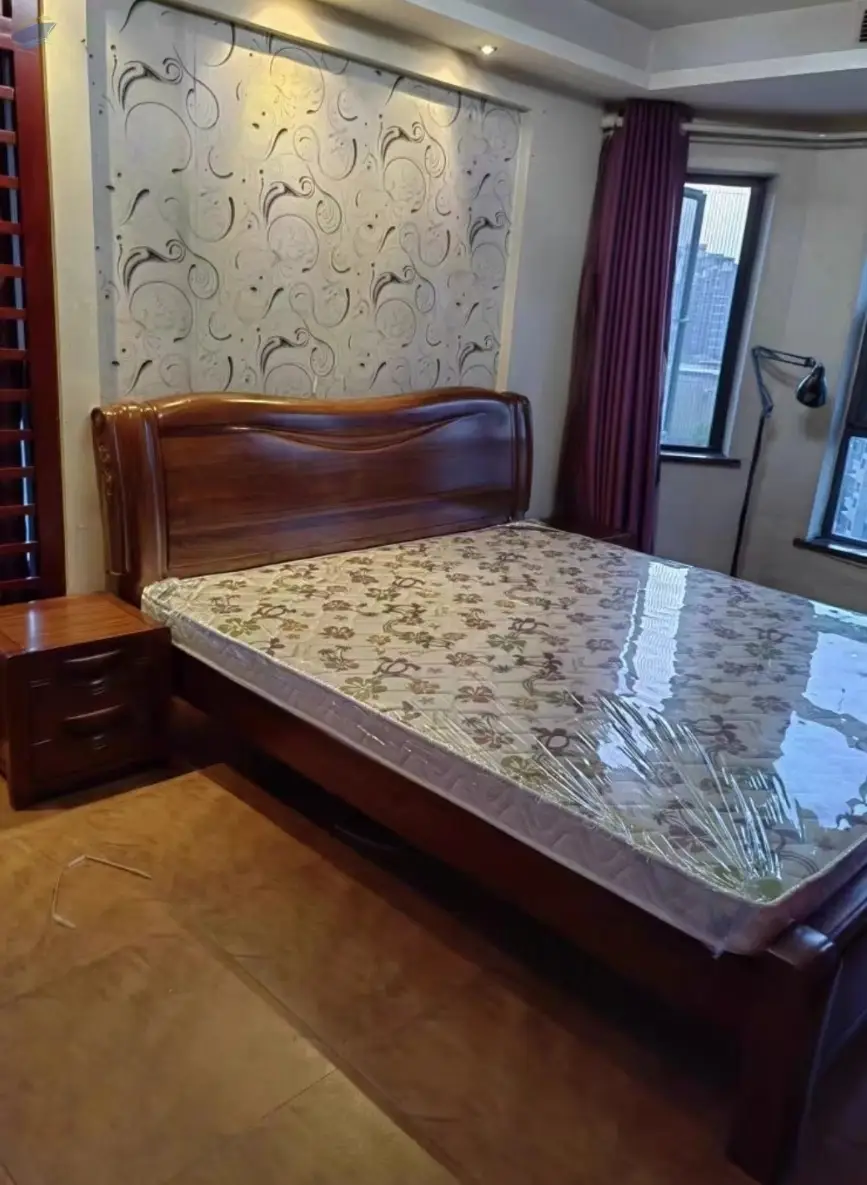 Solid Wood Bedroom Wholeset Varnish Solid Bed