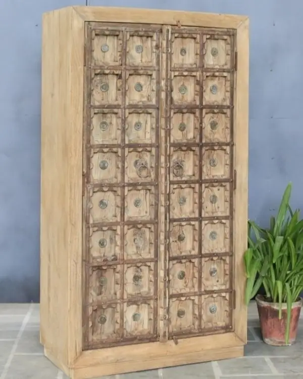 Vintage Wood Almirah/wardrobe