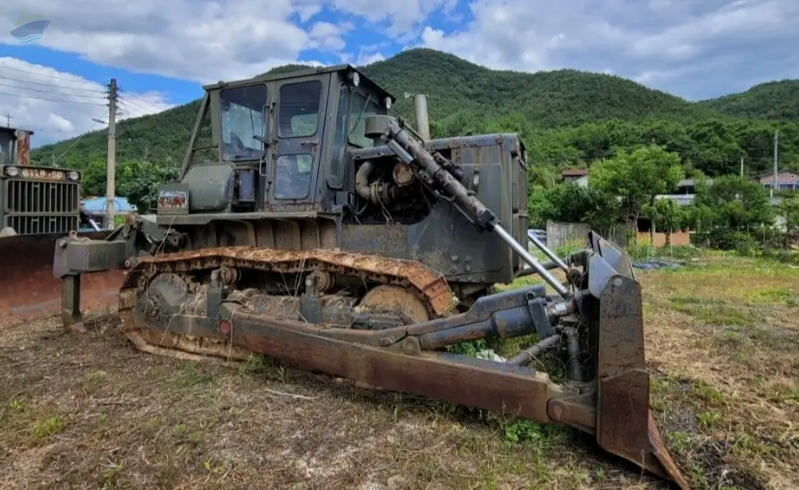 USED Bulldozer SD20 by Fico International