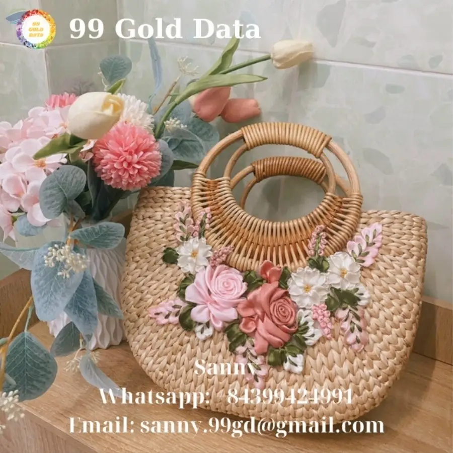 Natural Seagrass Bag