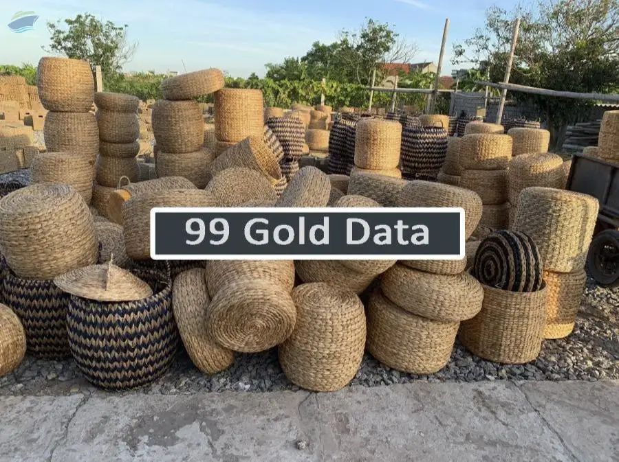 Seagrass Laundry Basket