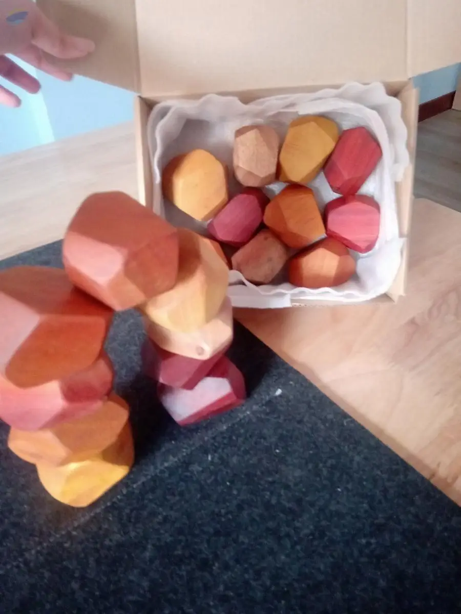 Tumi Ishi - Wooden Balancing Stone
